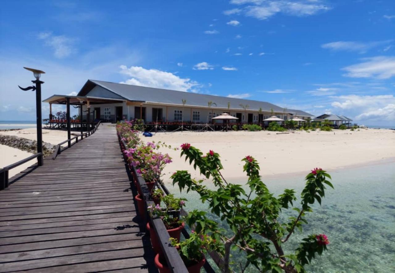 Santiri Island Resort Semporna Exterior photo